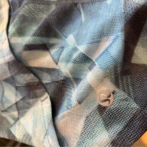 Lulu Speed Up shorts 4”.  size 6